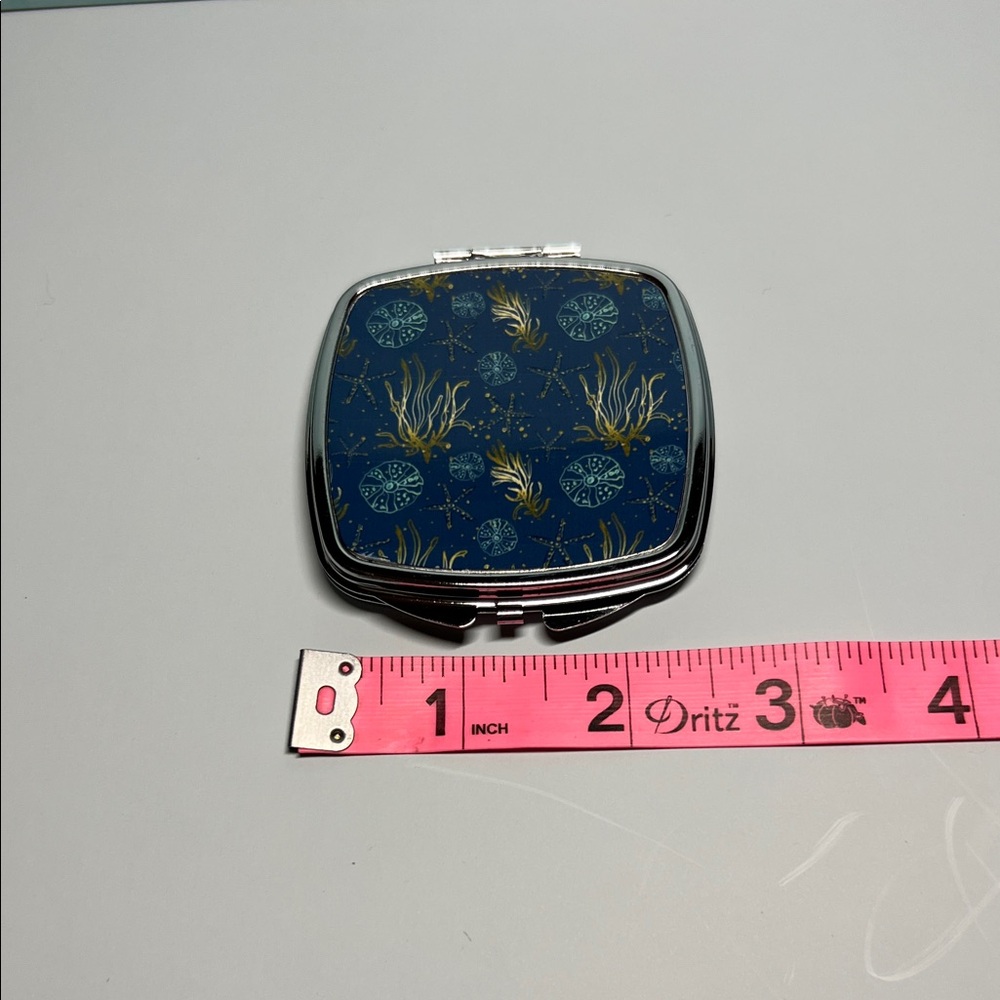 Nautical Pattern Compact Mirror - Picture 3 of 3